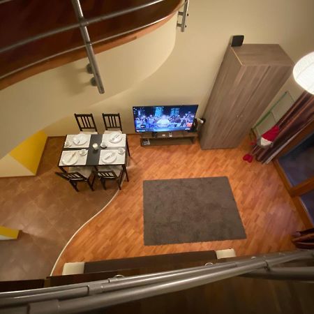 Appartement Mimi Apartman à Gyula Extérieur photo