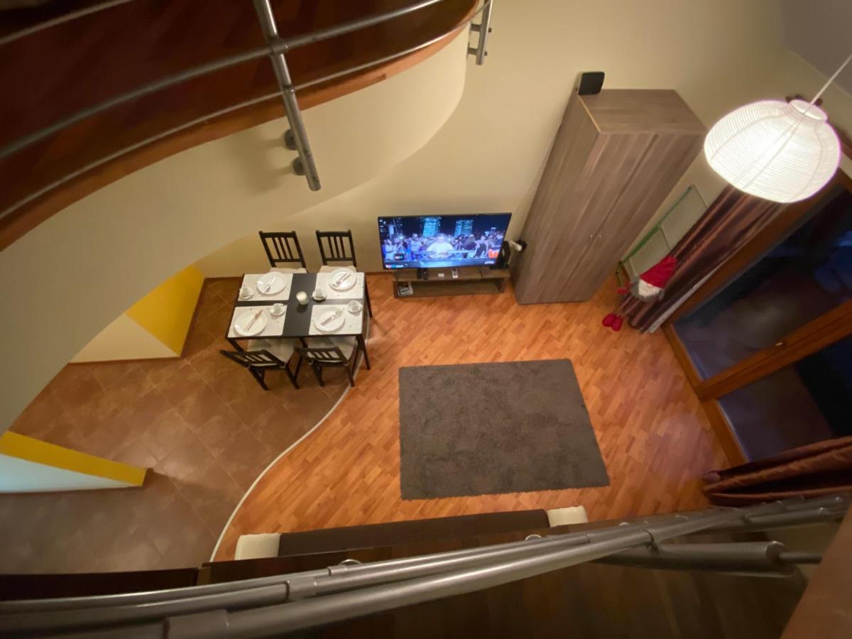 Appartement Mimi Apartman à Gyula Extérieur photo